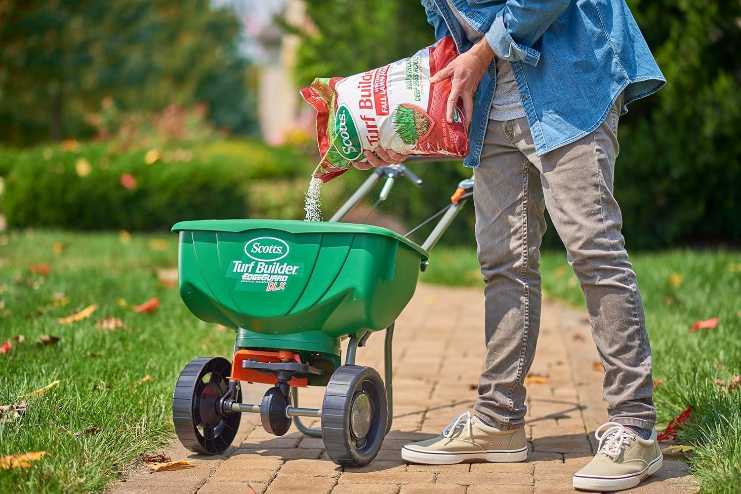 image:imageScotts Turf Builder WinterGuard Fall Lawn Fertilizer for All Grass Types 4000 sq ft 10 lbs5 000 sq ft