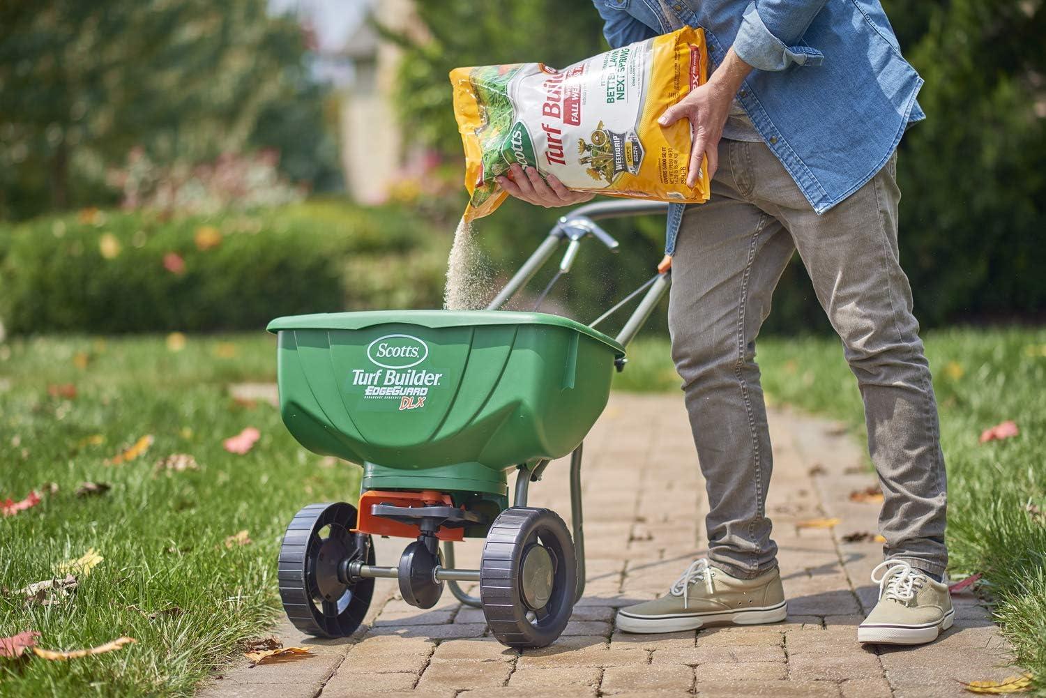 image:imageScotts Turf Builder WinterGuard Fall Weed amp Feed3 Weed Killer Plus Fall Fertilizer 4000 sq ft 1143 lbs5 000 sq ft 2Pack