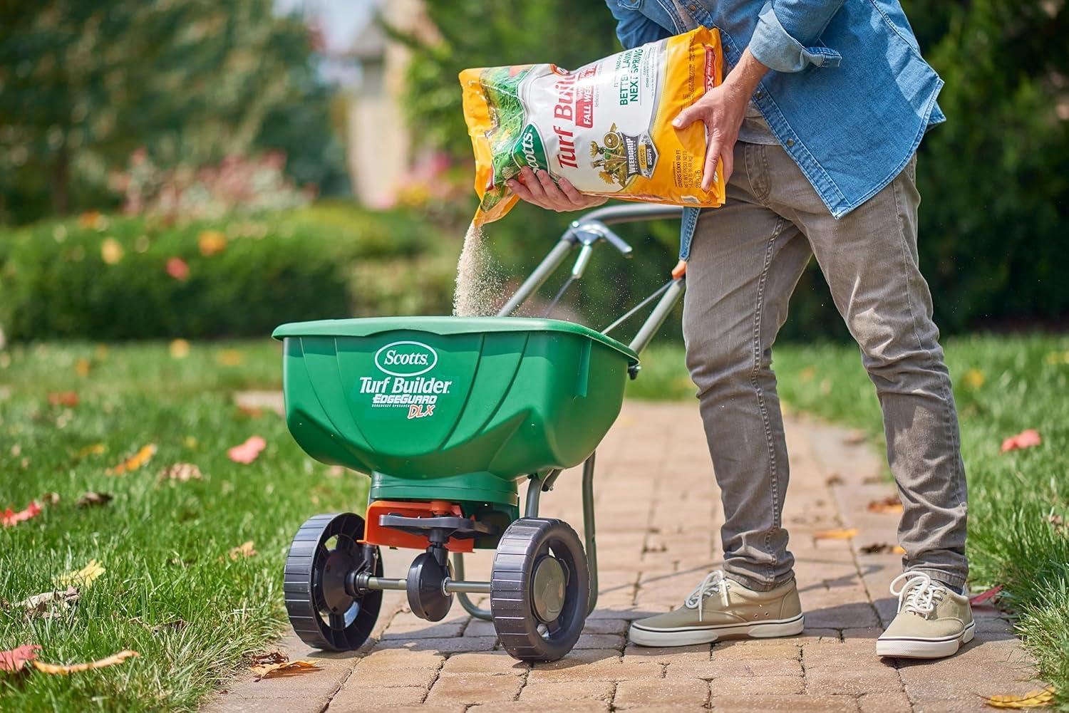 image:imageScotts Turf Builder WinterGuard Fall Weed amp Feed3 Weed Killer Plus Fall Fertilizer 4000 sq ft 1143 lbs5 000 sq ft