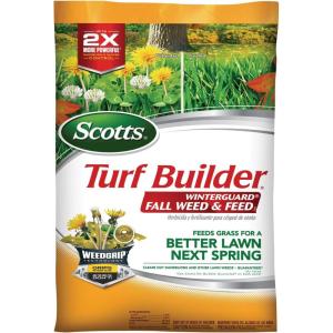 Scotts Turf Builder WinterGuard Fall Weed & Feed3, Weed Killer Plus Fall Fertilizer, 4,000 sq. ft., 11.43 lbs.(12 000 sq. ft.)